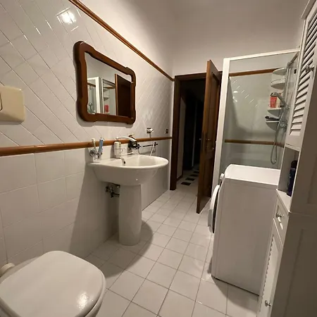 La Casa Di Stefania Vista Mare Apartment *